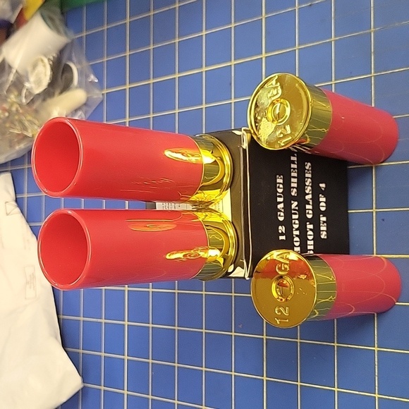 Set of 4 12 Gauge Red & Gold Shotgun Shell Shot Glasses - Picture 2 of 7